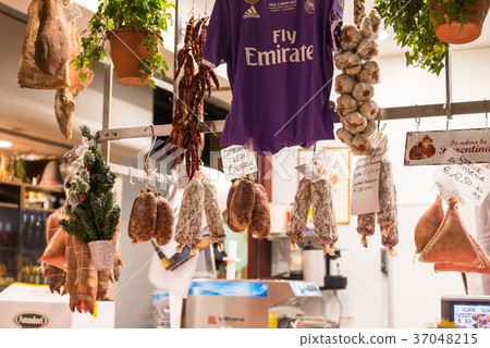 Florence Central Market Salami variety 37048215
