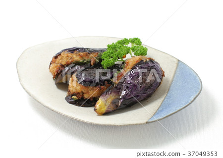 炸茄子菜、炸茄子和肉末剪刀 炸茄子菜、炸茄子和肉末剪刀 37049353