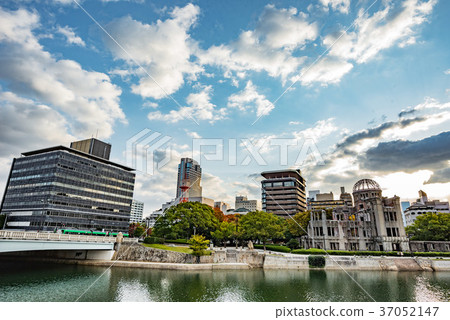 the atomic bomb Dome the atomic bomb Dome 37052147