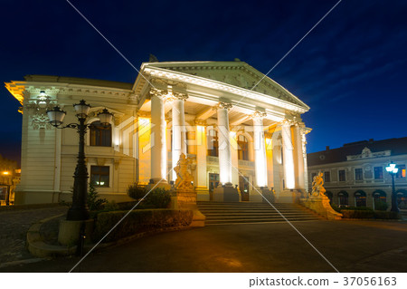 Oradea State Theatre in night Oradea State Theatre in night 37056163