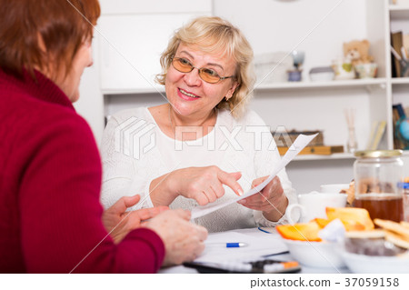 mature females with communal payments 37059158