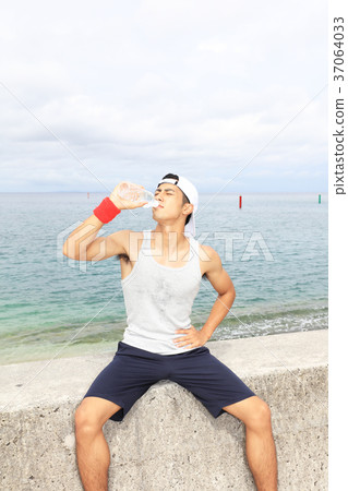 保濕的男人 37064033