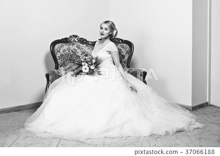 beautiful girl in wedding gown 37066188