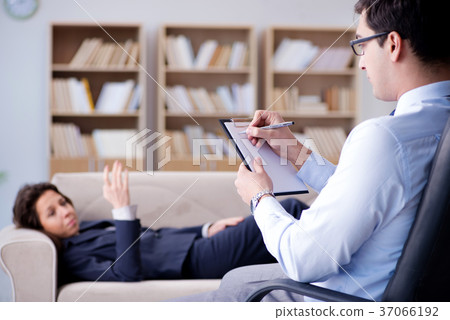 Medical concept with psychologist visit 37066192