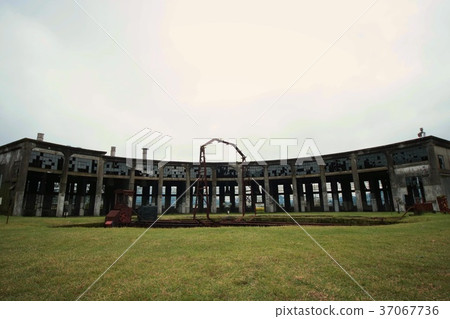 Turning platform 37067736