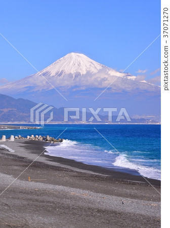 Winter scenery from Chigasaki-8814701 Winter scenery from Chigasaki-8814701 37071270