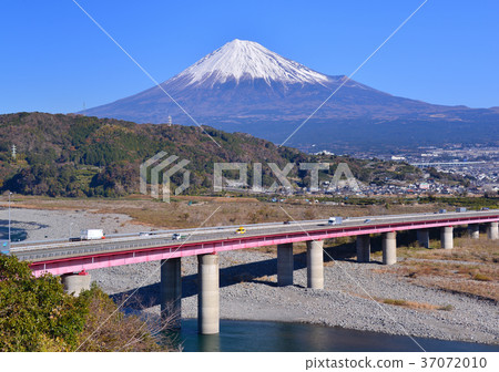 東名高速公路和富士山 6651 照片素材 圖片 圖庫