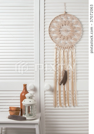 Beige dream catcher 37072063