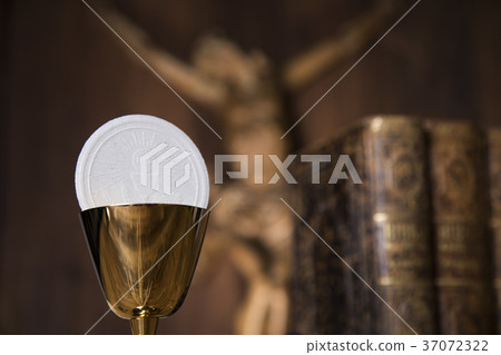 Sacrament of communion, Eucharist symbol 37072322