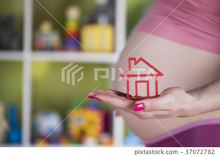 Lifestyle concept, Pregnant new home Lifestyle concept, Pregnant new home 37072782