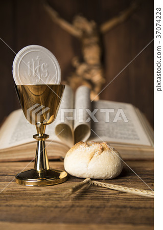 Sacrament of communion, Eucharist symbol Sacrament of communion, Eucharist symbol 37074228