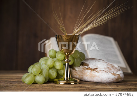 Sacrament of communion, Eucharist symbol Sacrament of communion, Eucharist symbol 37074692