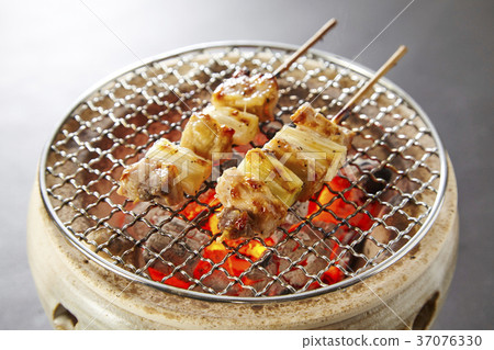 Grilled chicken Grilled chicken 37076330