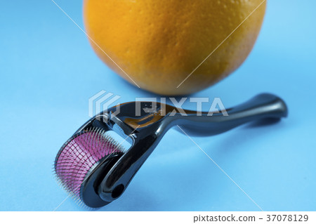 Dermaroller for medical micro needling therapy. To Dermaroller for medical micro needling therapy. To 37078129