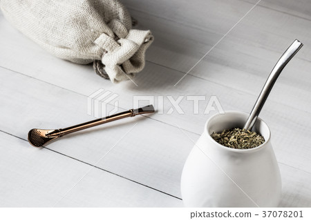 traditional yerba mate 37078201