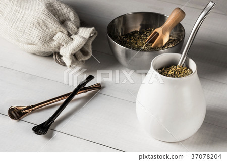 traditional yerba mate 37078204