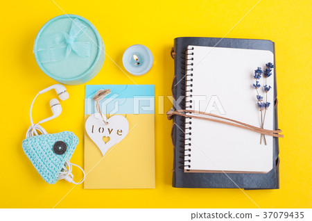 Empty notebook, blank notes Empty notebook, blank notes 37079435