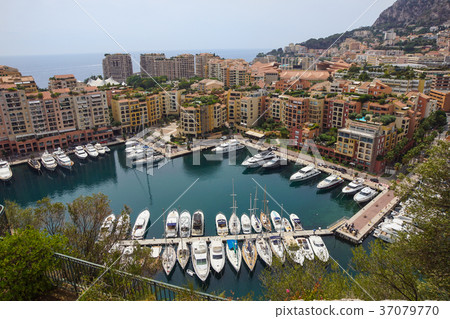 Luxury yachts in the bay of Monaco, France Luxury yachts in the bay of Monaco, France 37079770