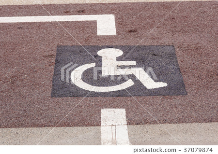 Way of wheel chair in the garden, disabled icon 37079874