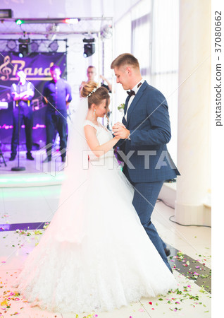 First wedding dance of newlywed couple in First wedding dance of newlywed couple in 37080662