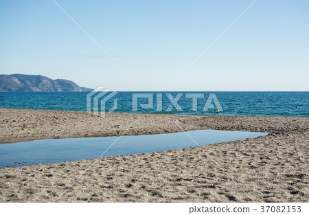 Burriana sandy beach and blue ocean 37082153