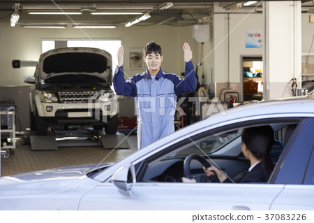 Car service, customer, worker, Korean 37083226
