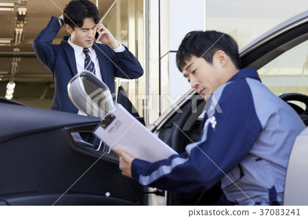汽車服務,客戶,工人,韓國人 汽車服務,客戶,工人,韓國人 37083241