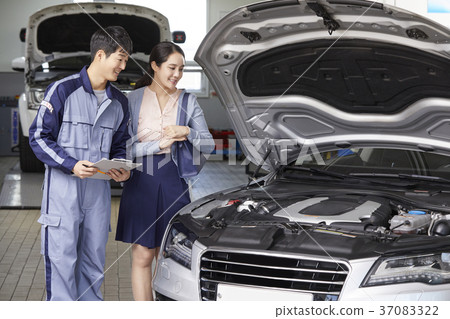 Car service, worker, customer, consultation, Korean Car service, worker, customer, consultation, Korean 37083322