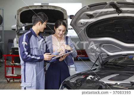 Car service, worker, customer, consultation, Korean Car service, worker, customer, consultation, Korean 37083393