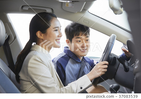 Car, worker, customer, Korean 37083539