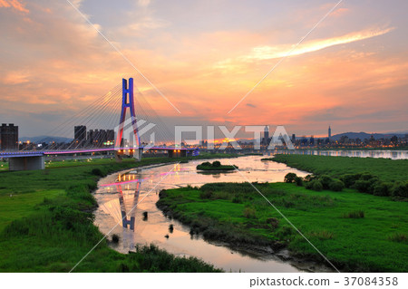 Chinese Taipei, Taiwan, New Taipei City, New North Bridge, Dawn, Dusk, Day, Clouds, Water, Park, Bridge Chinese Taipei, Taiwan, New Taipei City, New North Bridge, Dawn, Dusk, Day, Clouds, Water, Park, Bridge 37084358