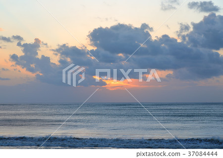 巴厘島日落 37084444