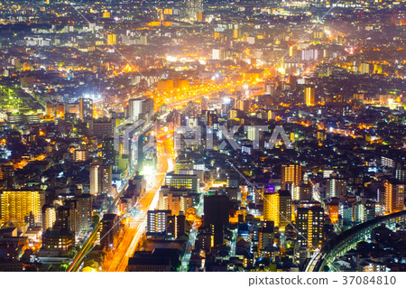 意想不到的夜城市夜場面背景 37084810