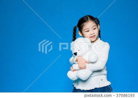 可愛的女孩 37086193