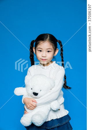 Lovely girl Lovely girl 37086197
