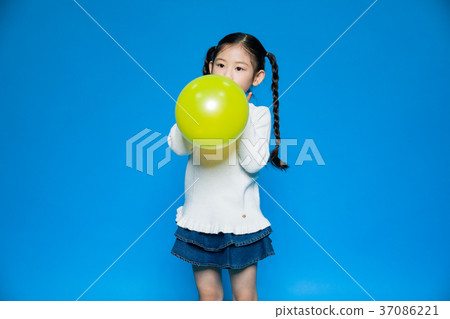 可愛的女孩 37086221