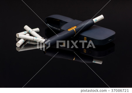 Electronic heating cigarette Electronic heating cigarette 37086721