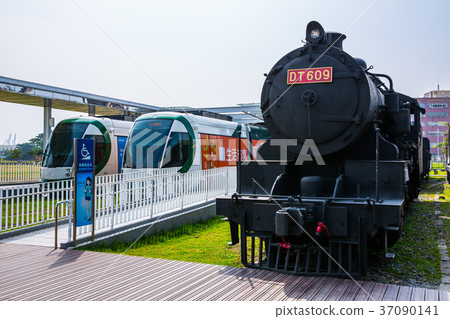 台灣高雄輕軌捷運Asia Taiwan Kaohsiung MRT 37090141