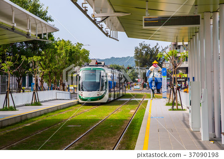 台灣高雄輕軌捷運Asia Taiwan Kaohsiung MRT 37090198