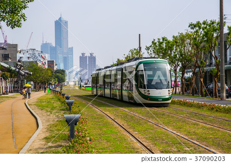 台灣高雄輕軌捷運Asia Taiwan Kaohsiung MRT 37090203