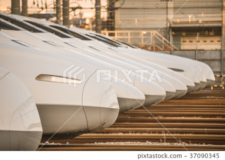 Tokaido Shinkansen Oi base 37090345
