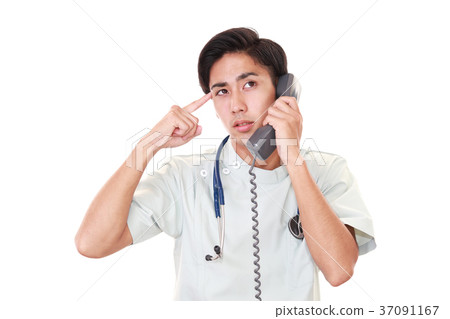 A worried doctor A worried doctor 37091167