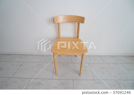 The chairs 37091246