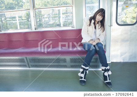 女人火車 女人火車 37092641
