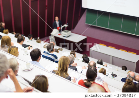 Lecture at university. 37094817