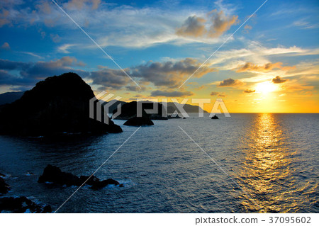 Ikkouraura夕陽海的著名景點日落海的夕陽從夕陽公園（5） 37095602