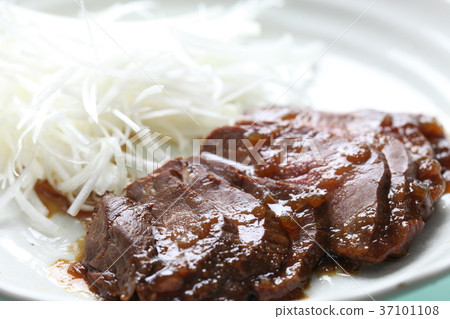 日式烤牛肉 37101108