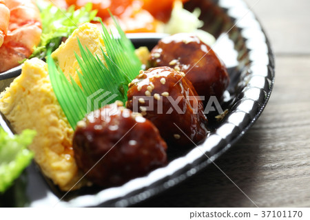 Side dish hors d'oeuvre Side dish hors d'oeuvre 37101170