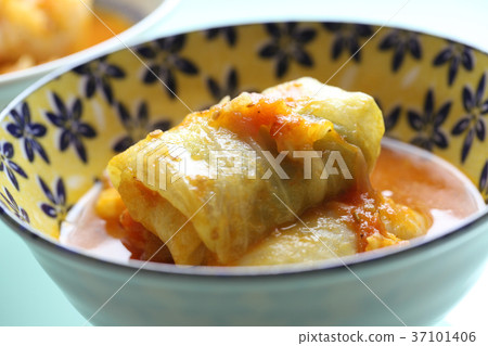 Tomato sauce roll cabbage Tomato sauce roll cabbage 37101406