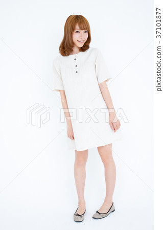 女性肖像 37101877